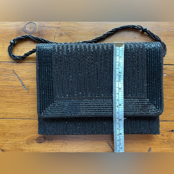 Beaded Handbag - Picture 3 of 6